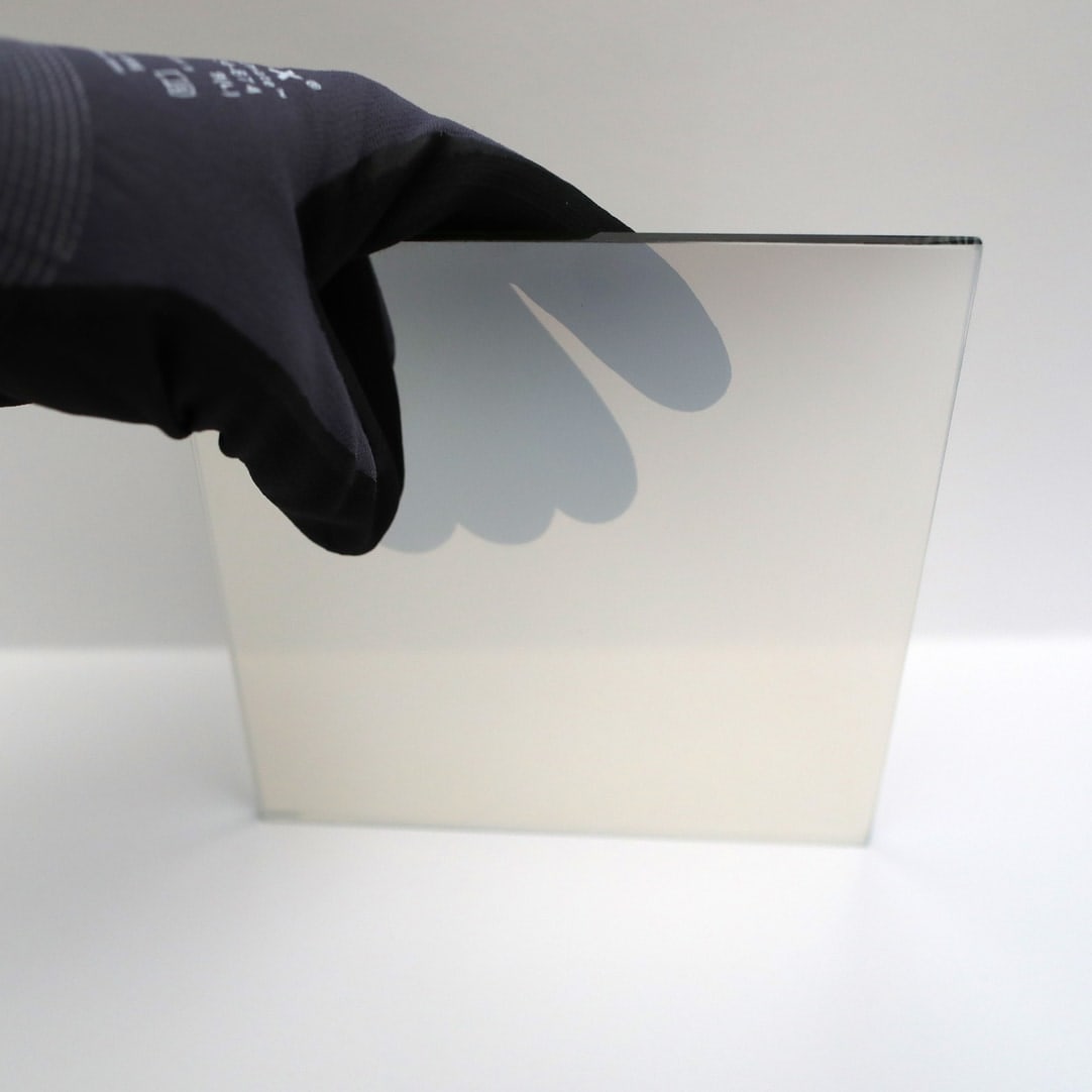 smart-mirror-glass-sample