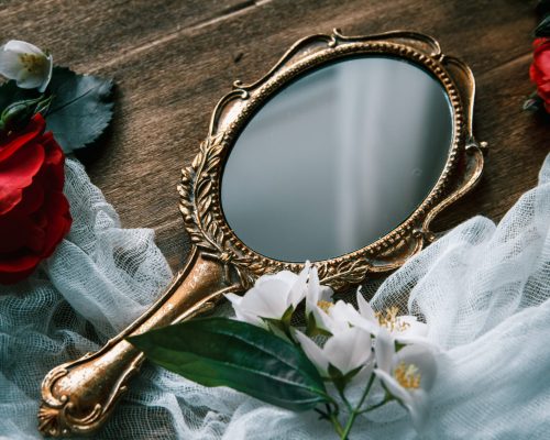 HowMirrorsareMade HowMirrorsareMade