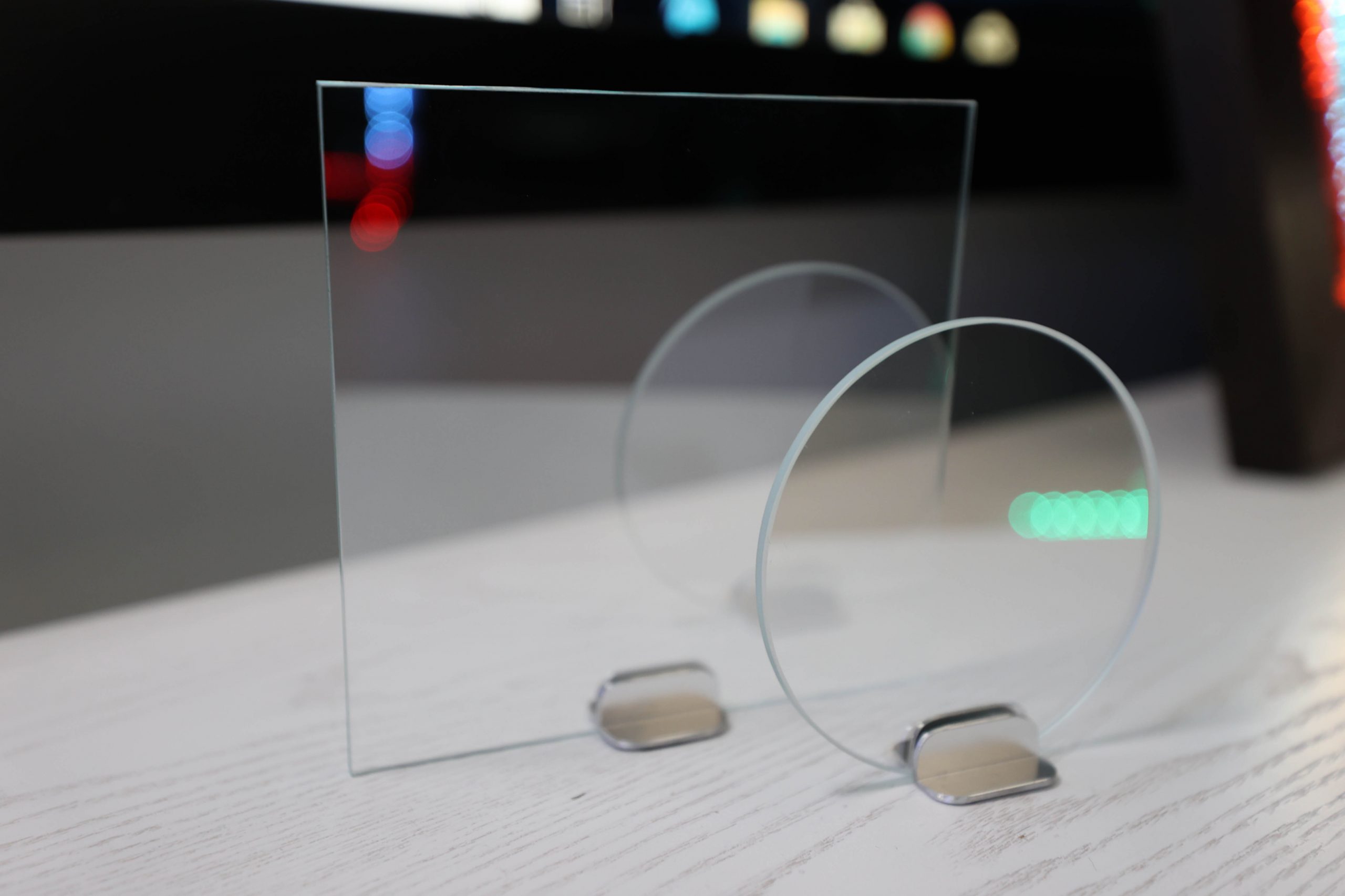 What are Beamsplitters? Step by Step Guide to Transparent Mirrors